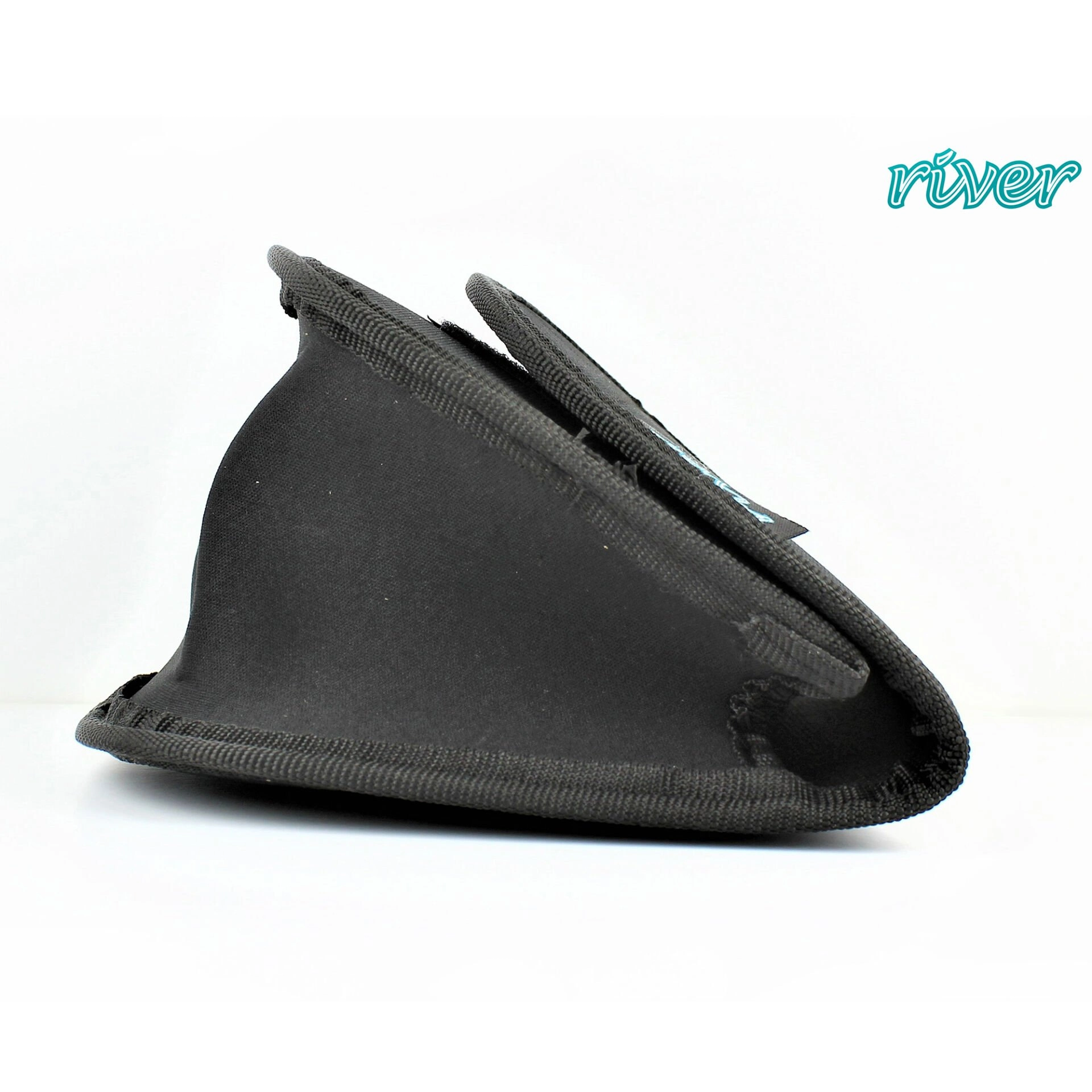 River Neopren Makina Kılıfı - Görsel 3